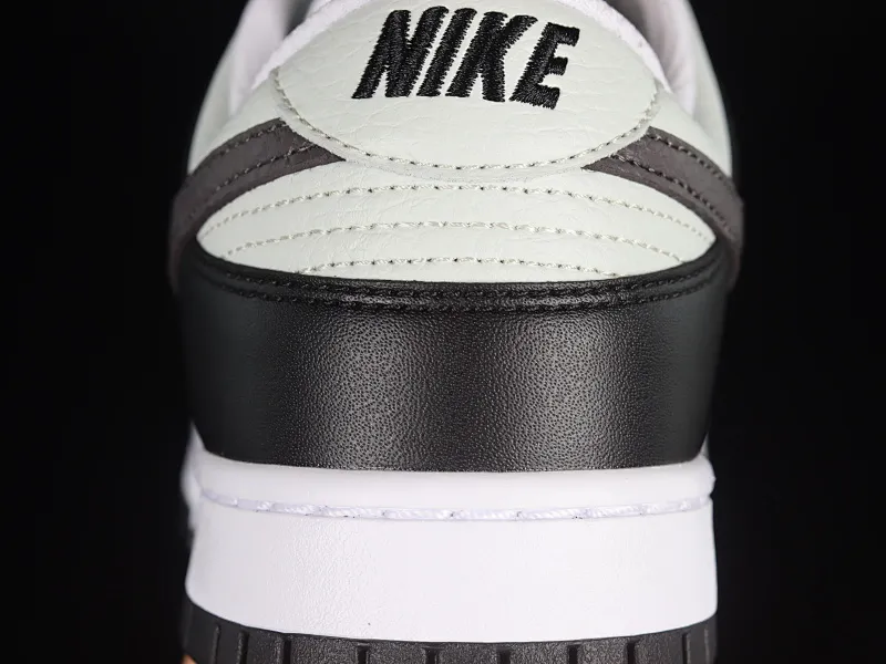 All categories Nk SB Dunk series Nk SB Dunk Low low-top sneakers Nk Dunk Low "Mini Orange Swoosh" SB low-top sports and leisure sneakers FN7808-001